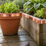 Brede kopertape als slakkenrand Brede kopertape van 50 mm als slakkenrand om een pot en een moestuinbak